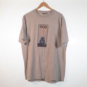 Earlier 2000’s MTV Graphic T!